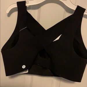 NEW  Lululemon Enlite Sports Bra 38D
